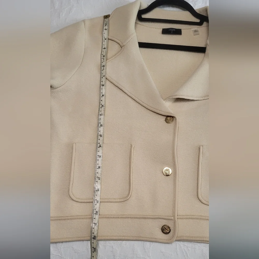 Tahari Elegant Cream Women's Jacket